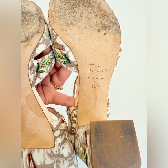 Dior Multicolor Canvas Floral Embroidered Diorissimo  Mary Jane Pumps EU 40.5 - Picture 14 of 14